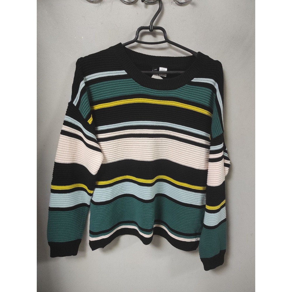 sweater Women's Multi-color EUC multi-color stripes